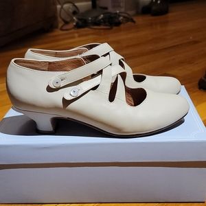 "Astoria" strappy button vintage heels